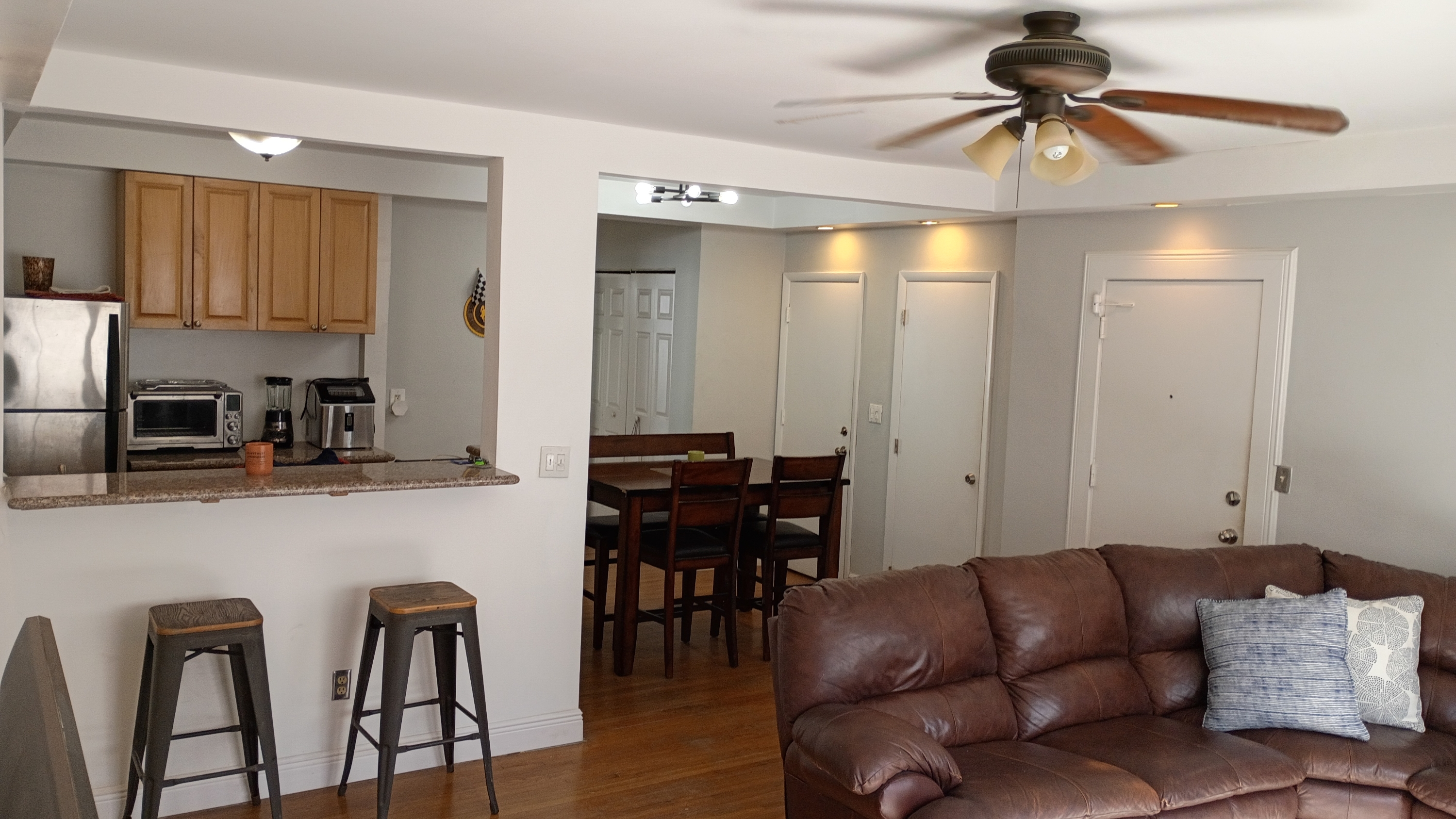 1616 Michigan Avenue - 4